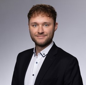 Portraitfoto Patrick Mitmasser