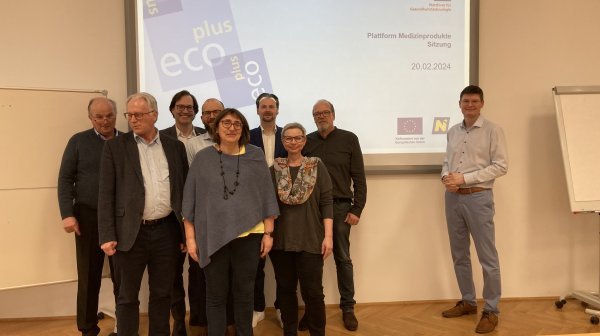 Gruppenbild beim Treffen der Mitglieder der Plattform Medizinprodukte 
