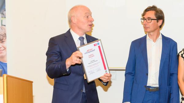 Festakt bei Miraplast mit Helmut Miernicki